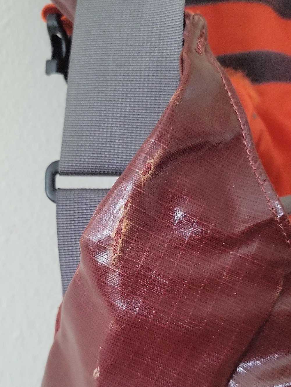 Patagonia Black Hole Mini Messenger 12L Bag Burgundy Rust with Orange Accents